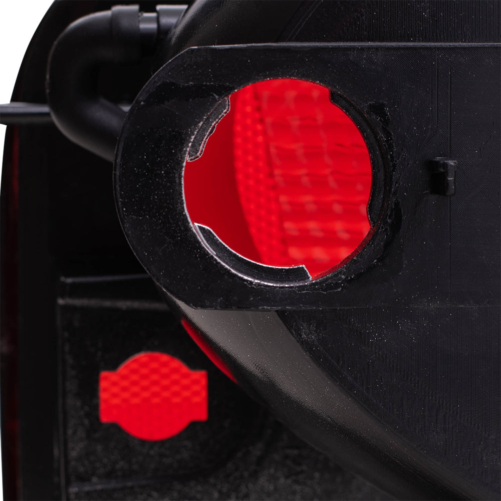 Brock Replacement Passenger Side Tail Light Unit with Black Edge Compatible with 1994-2004 S10, 94-04 Sonoma and 96-00 Hombre 5978196